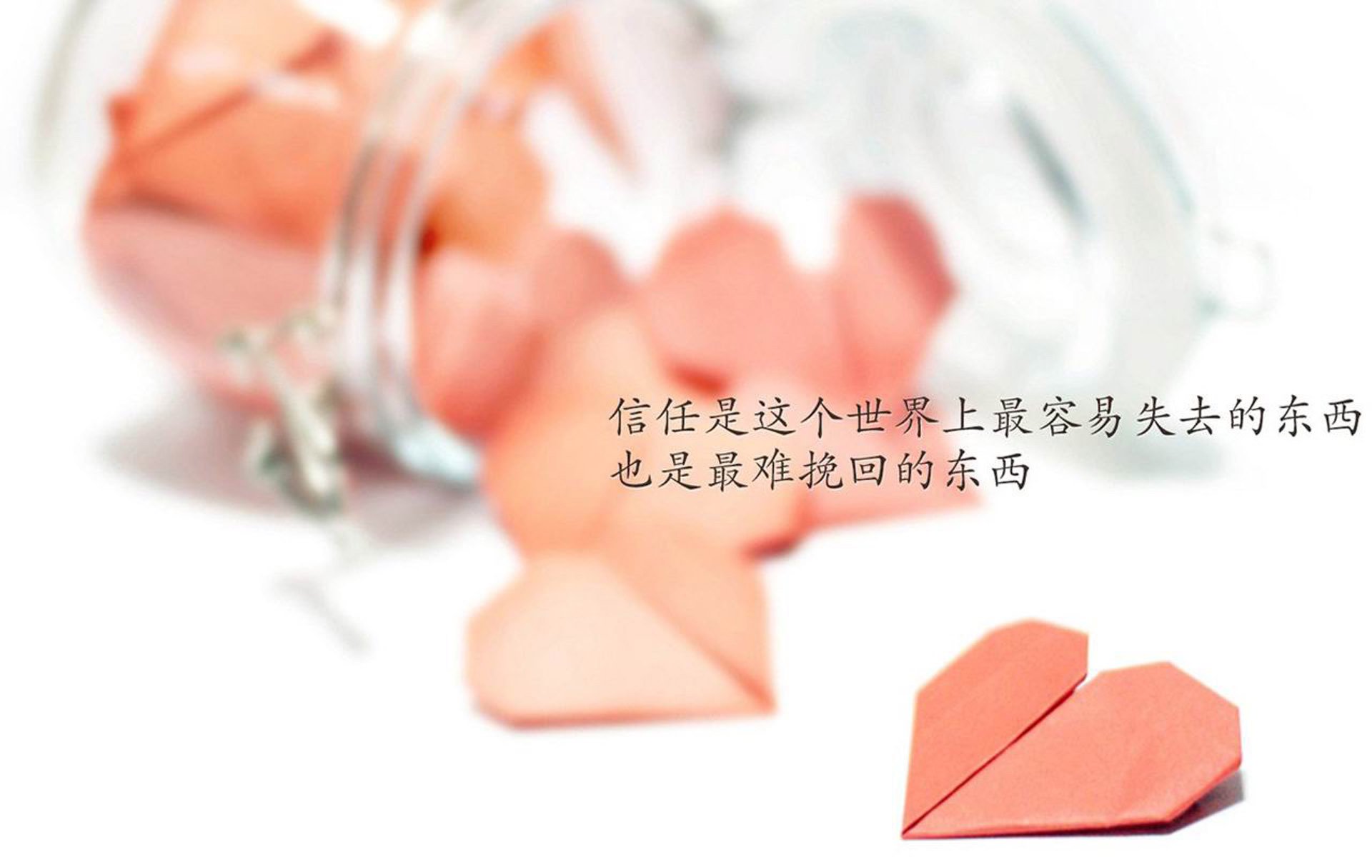 “未来科技：新能源赛车引领极速新潮流”，未来新能源suv车型图片